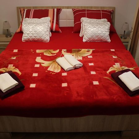 Deluxe Apartment Manuela With Balcony Top Center Split Exterior foto