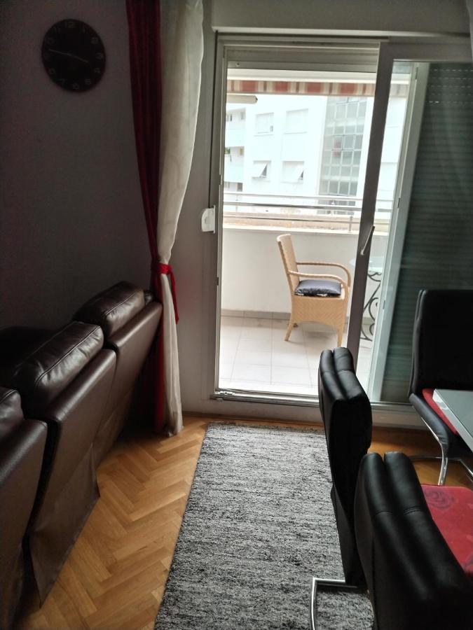 Deluxe Apartment Manuela With Balcony Top Center Split Exterior foto