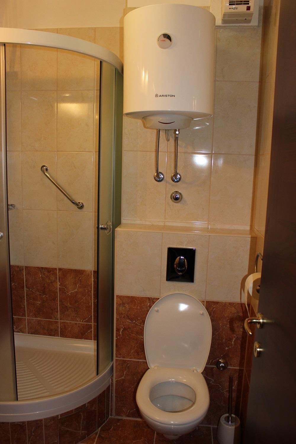 Deluxe Apartment Manuela With Balcony Top Center Split Exterior foto