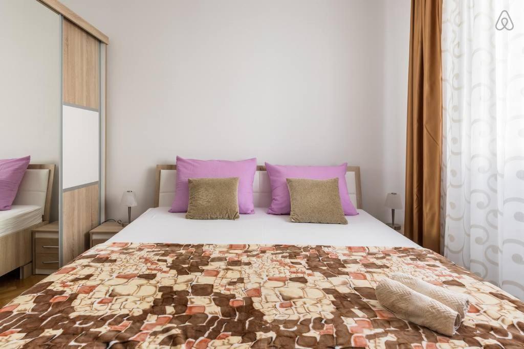 Deluxe Apartment Manuela With Balcony Top Center Split Exterior foto